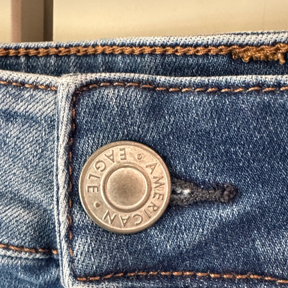 American Eagle Outfitters Blue Distressed Jean Shorts - Picture 2 of 4